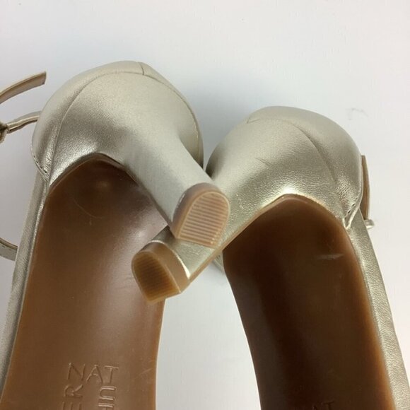 NATURALIZER METALLIC GOLD DRESS SANDALS NWOT - Picture 10 of 11